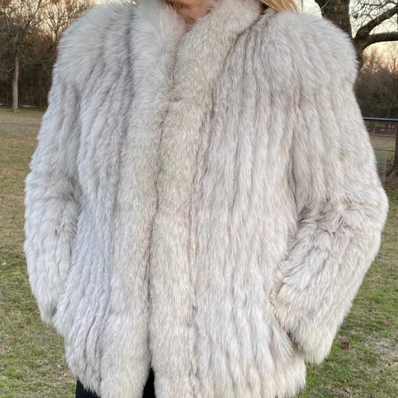 SAGA FOX JACKET FOX FUR JACKET WHITE BLUE FOX - Picture 4 of 8